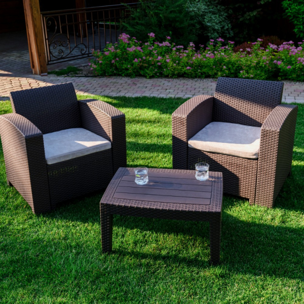 Комплект на 2 персоны Royal Family LANA LUX XS со столом и креслами, коричневый из пластика